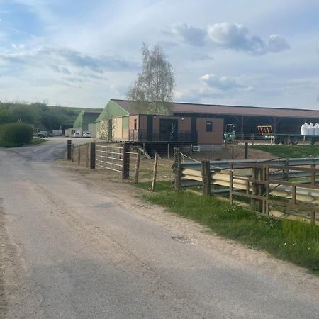 Au Coeur De La Ferme 2 Villa Lacroix-sur-Meuse Екстериор снимка